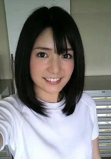 古崎瞳 Hitomi Furusaki照片