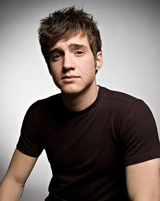 Joel Freckelton照片