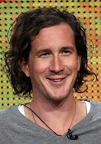 伊安·布瑞南 Ian Brennan照片