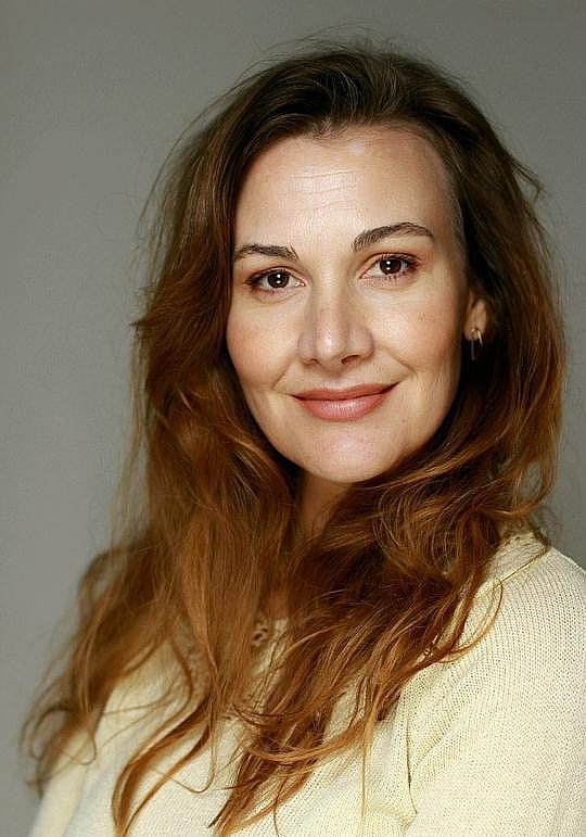 埃里卡·韦塞尔斯 Erica Wessels照片