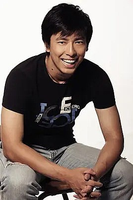 鲁霖 Lin Lu照片