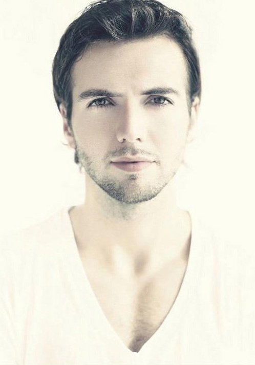 盖·布耐特 Guy Burnet照片