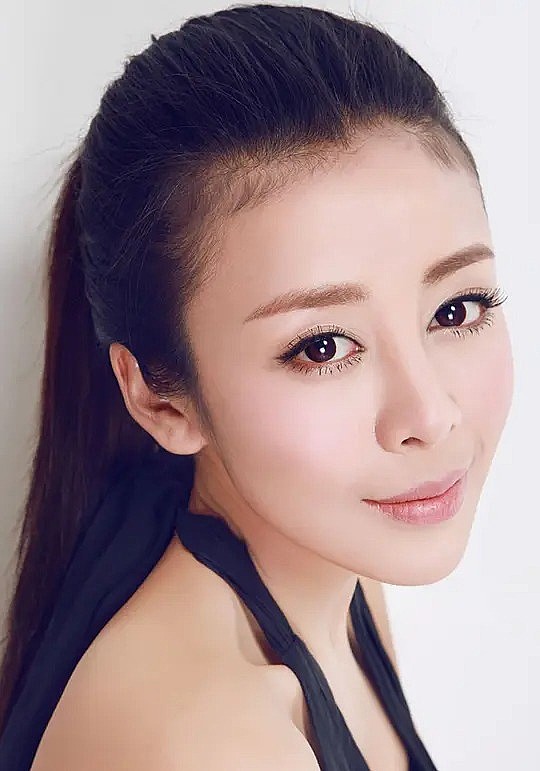 贾媛媛 Yuanyuan Jia照片
