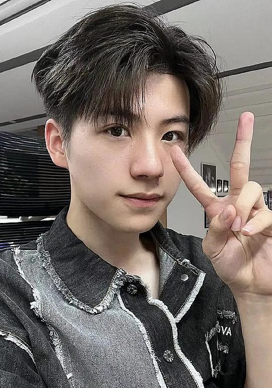 黄誉博 Yubo Huang照片