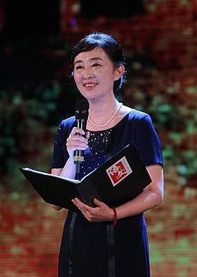 肖玉照片