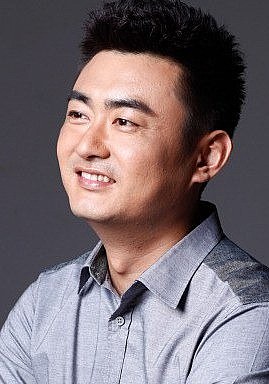 张旸 Yang Zhang照片
