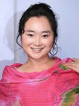 甄真 Zhen Zhen照片