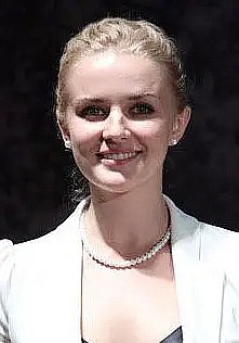 伊莉莎 lrina Kaptelova照片