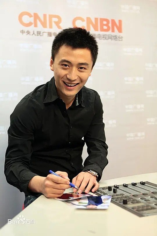 李龙君 Longjun Li照片