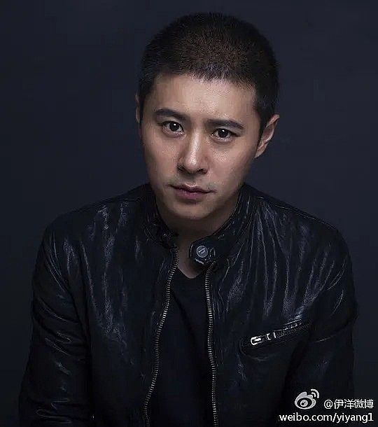 伊扬 Yang Yi照片