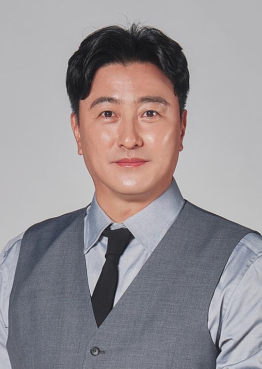 安贞焕 Jung Hwan Ahn照片