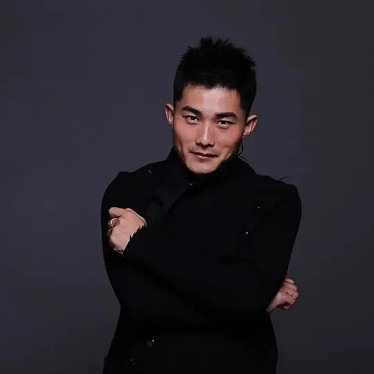周海峰 Haifeng Zhou照片