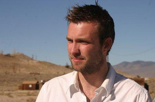 西蒙·博伊斯 Simon Boyes照片