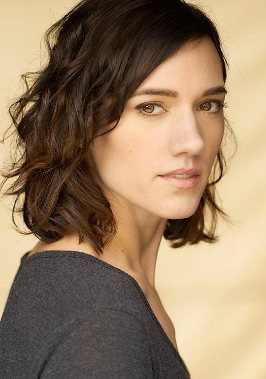 海伦·萨德勒 Helen Sadler照片