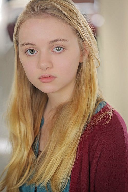 麦迪·尼科尔斯 Maddie Nichols照片