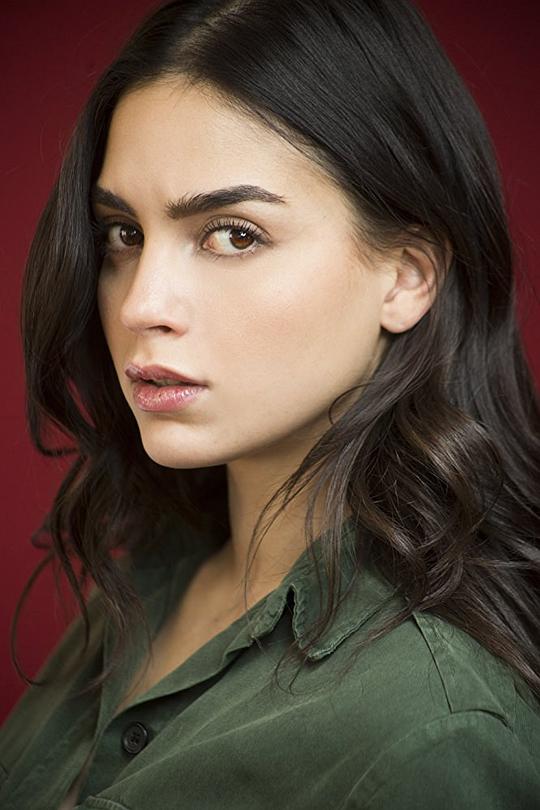 梅丽莎·巴雷拉 Melissa Barrera照片