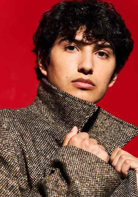 康纳·胡斯廷 Conor Husting照片