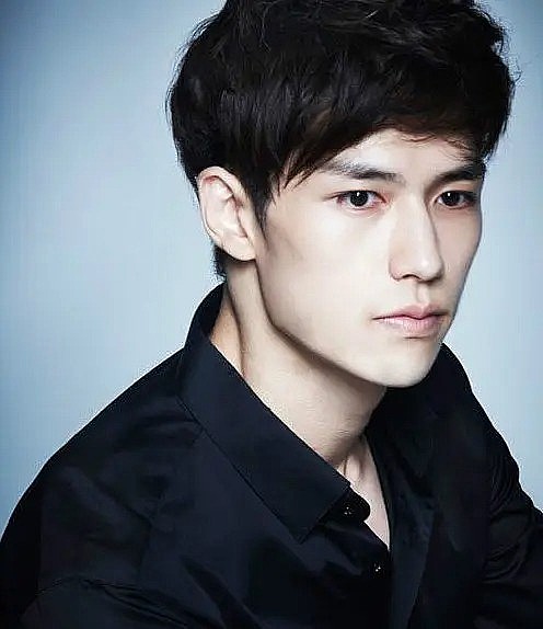 金正山 Kim Jeong San照片