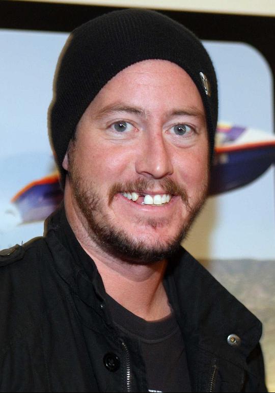 艾伦·麦格海 Ehren McGhehey照片