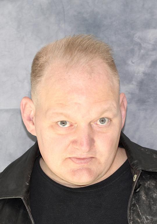 布兰登·博特 Brendan Burt照片