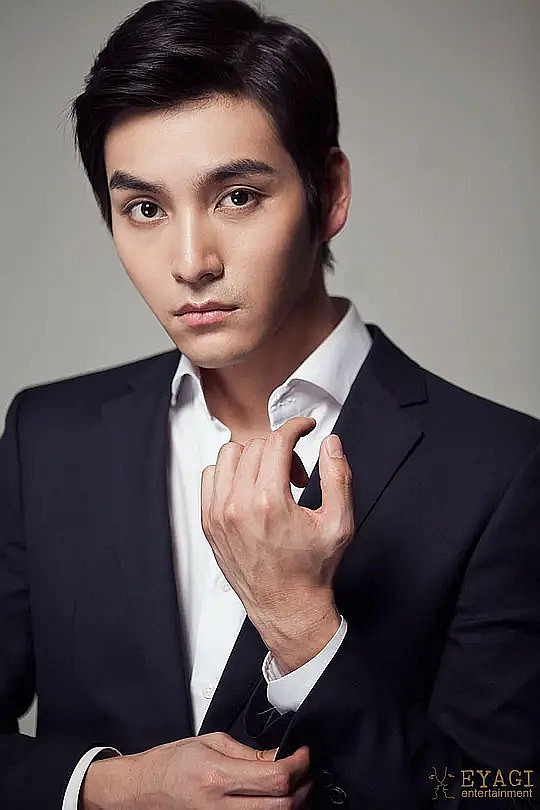 崔星俊 Choi Sung Jun照片