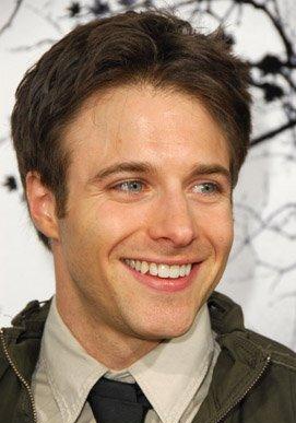 马克·法姆吉列蒂 Mark Famiglietti照片