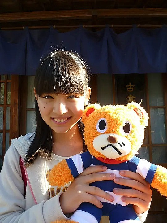 尾泽露娜 Runa Ozawa照片