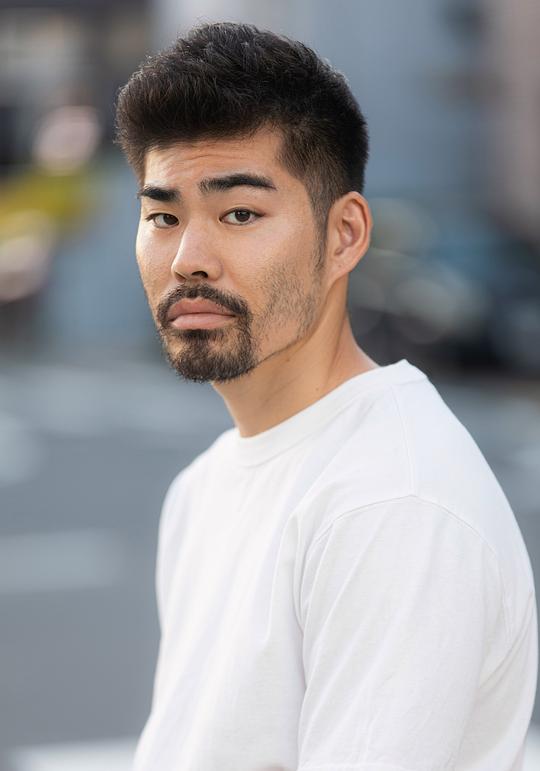 Takaaki Hirakawa照片