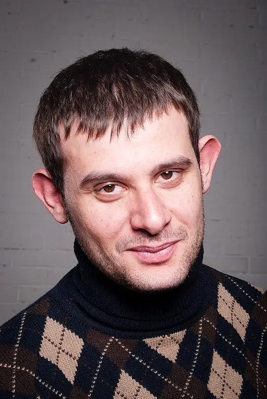 Nodar Dzhanelidze照片