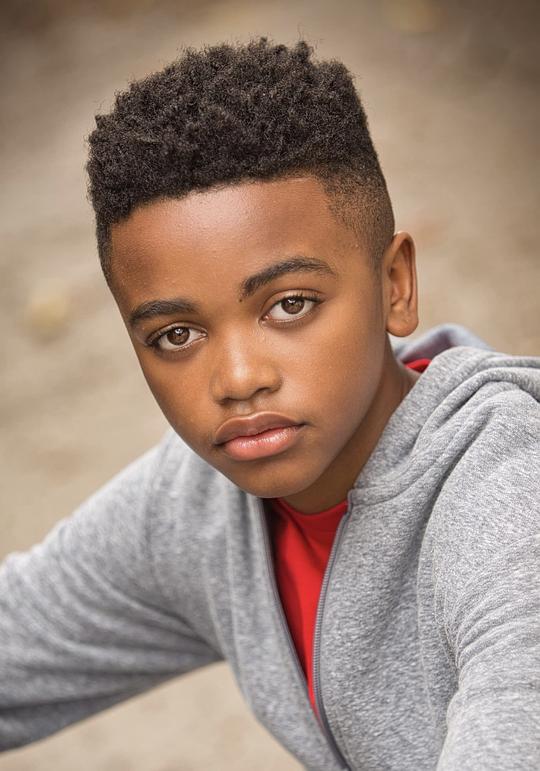 杰雷米亚·金 Jeremiah King照片