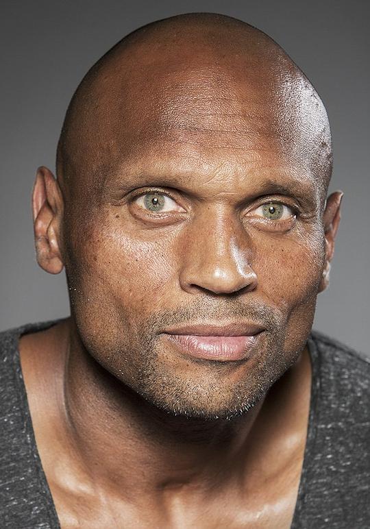 马克·史密斯 Mark Rhino Smith照片