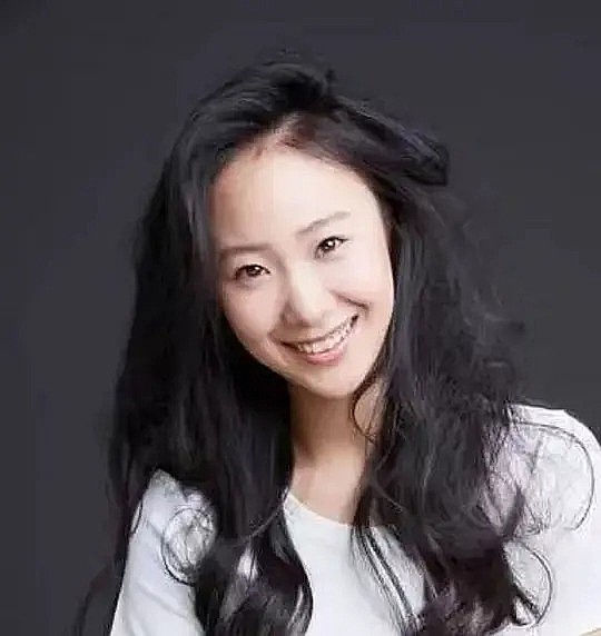 张昕琦 Xinqi Zhang照片