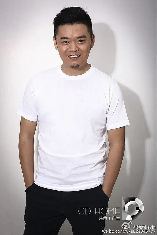 魏伟 Wei Wei照片