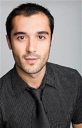 弗兰克·J·阿尔瓦雷斯 Frankie J. Alvarez照片