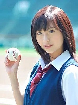 川上朱莉娅 Julia Kawakami照片