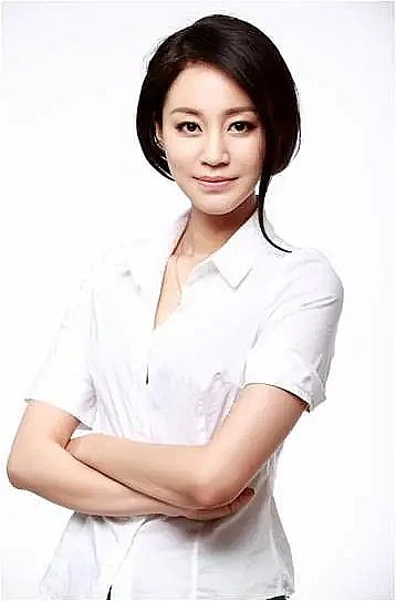 梁椰雯 Yewen Liang照片