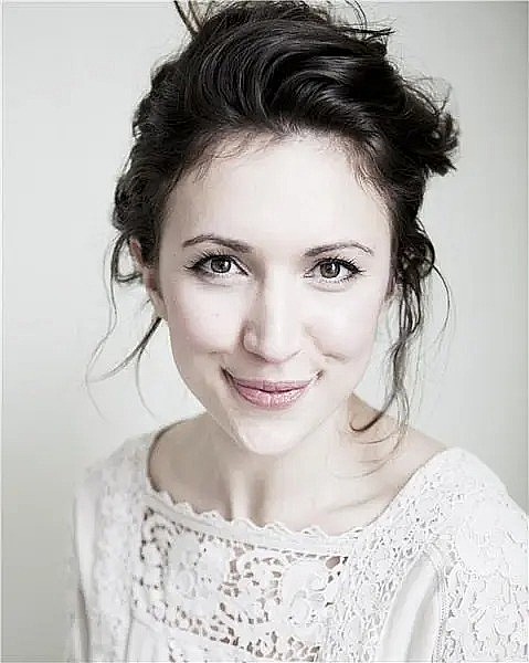 埃丝特·史密斯 Esther Smith照片