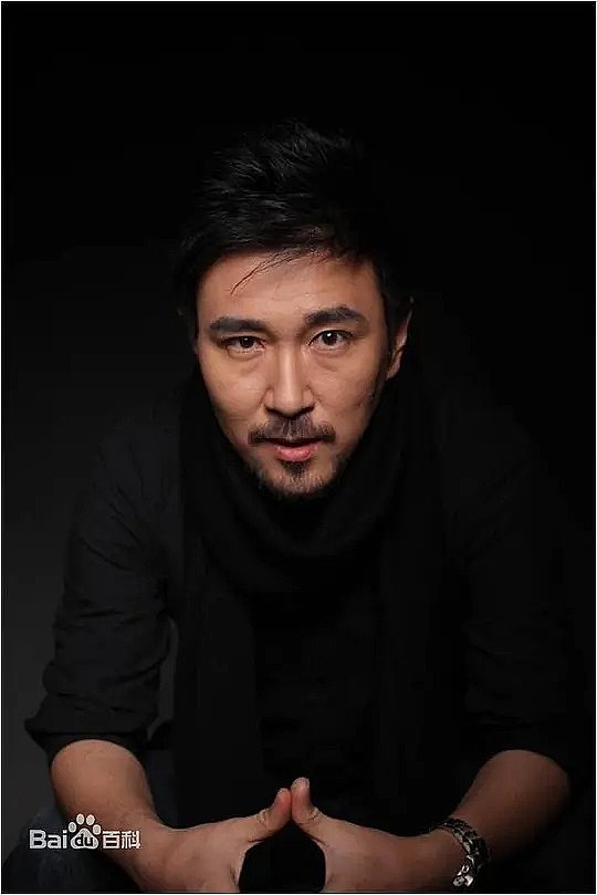 周琳皓 Linhao Zhou照片