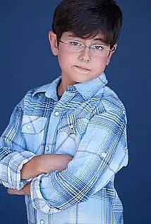 布莱克·加列特·罗森索 Blake Garrett Rosenthal照片