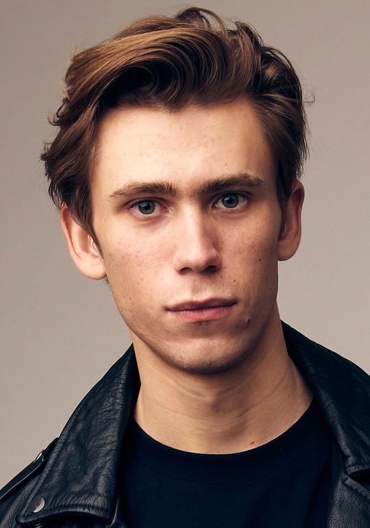 欧文·提格 Owen Teague照片