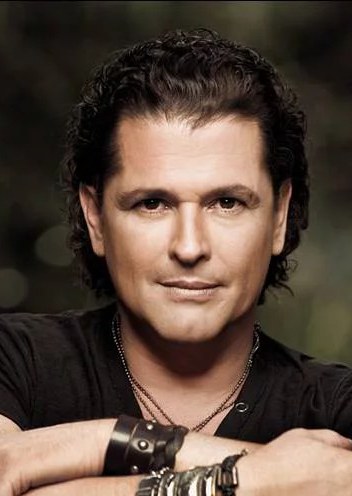 卡洛斯·比韦斯 Carlos Vives照片