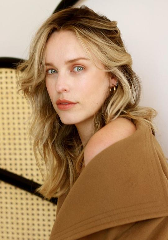 杰西卡·麦克娜美 Jessica McNamee照片