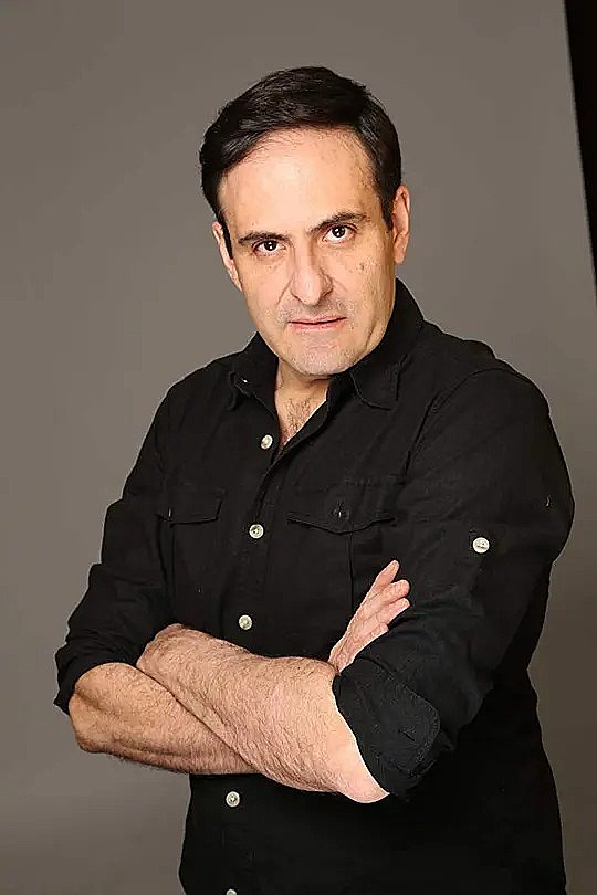 亚历桑德罗·卡尔瓦 Alejandro Calva照片