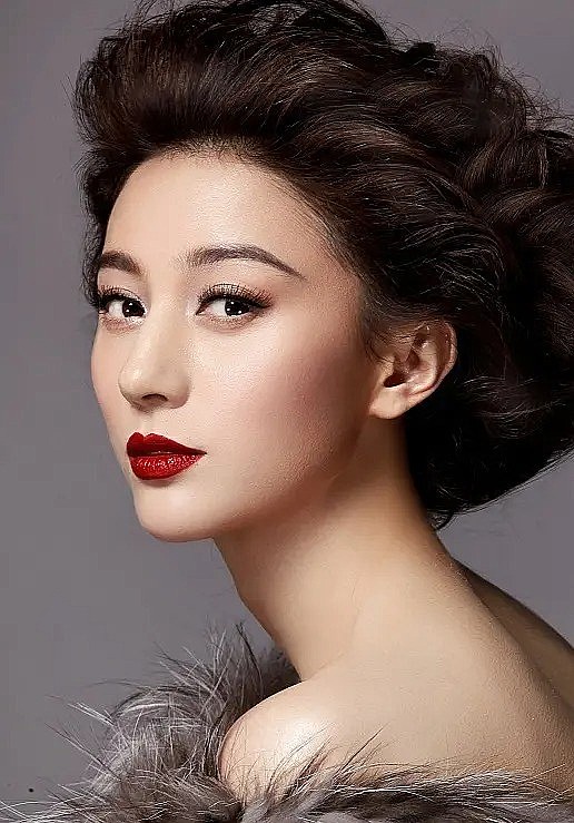 周庭伊 Tingyi Zhou照片