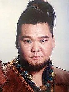 李龙 Long Li照片