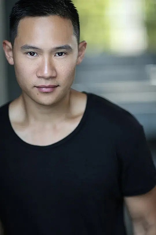 库蒂斯·伦姆 Curtis Lum照片