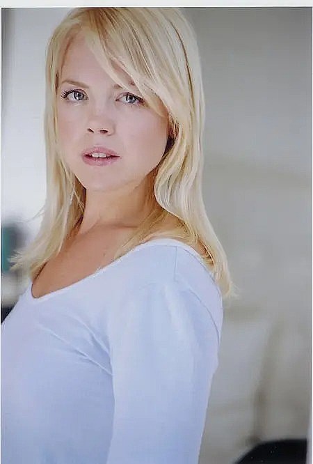 艾琳·托佩 Erin Torpey照片