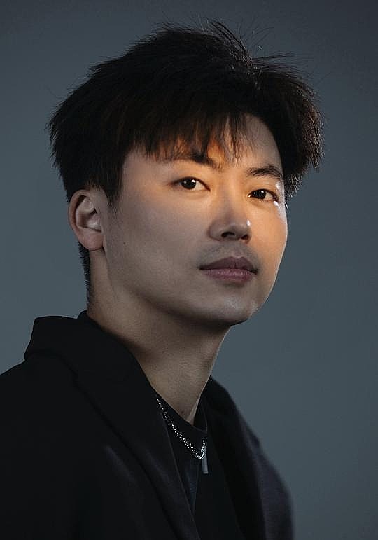 方羌羌 Qiangqiang Fang照片