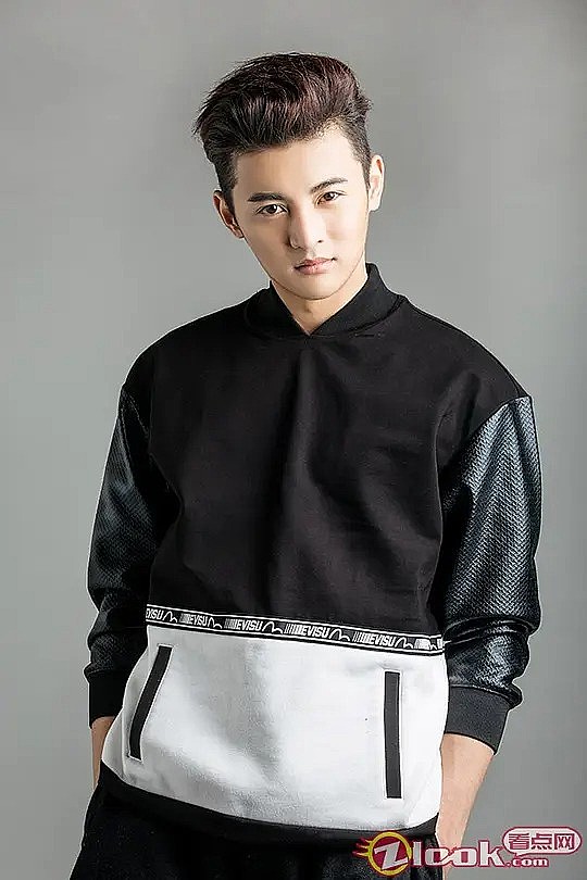 周骏超 Junchao Zhou照片