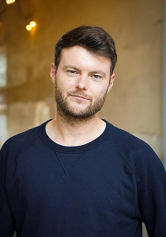 马修·巴里 Matthew Barry照片